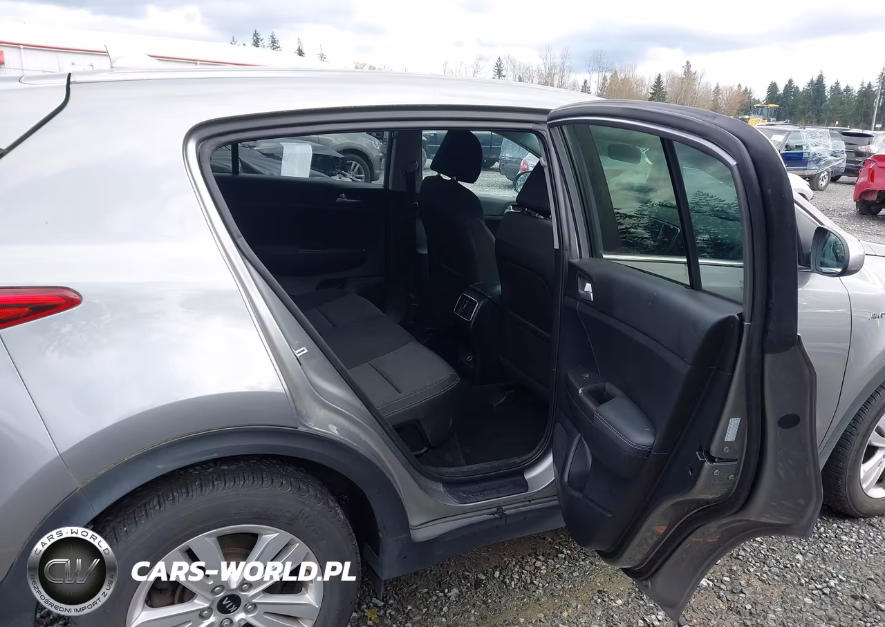 2019 Kia Sportage Lx VIN:KNDPMCACXK7592398 - 8