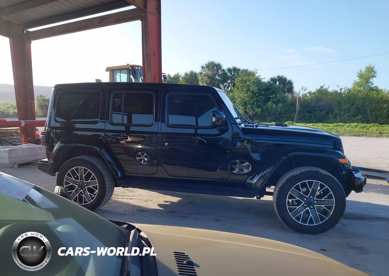 2024 Jeep Wrangler 4Xe 4-Door Summit VIN:1C4RJXU65RW161160 - 13