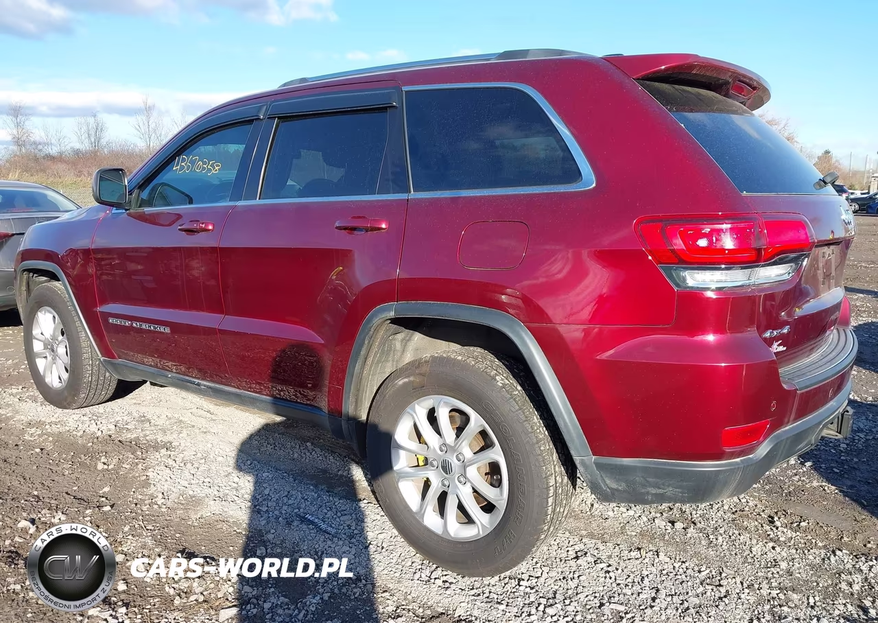 2021 Jeep Grand Cherokee Laredo E 4X4 VIN:1C4RJFAG2MC777271 - 3