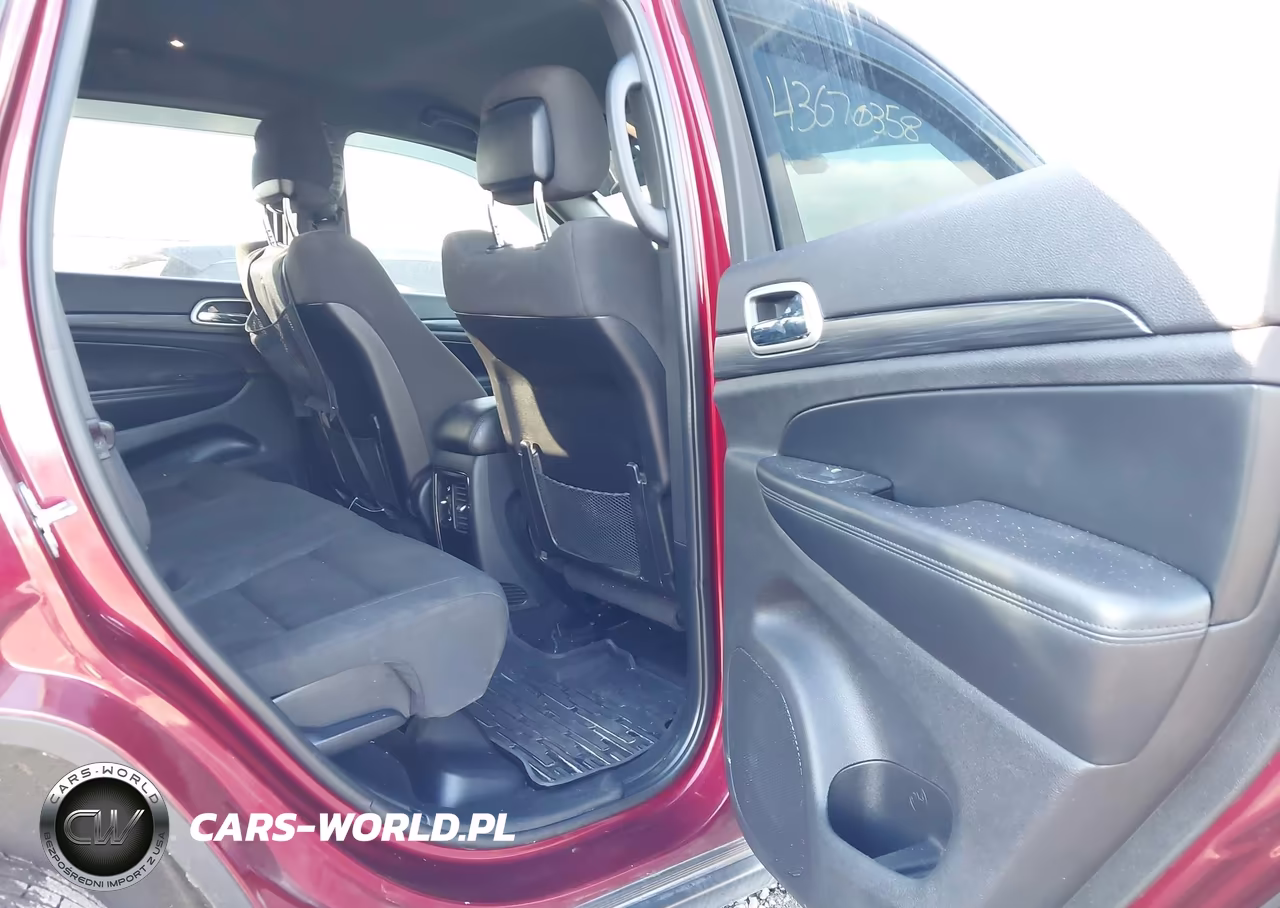 2021 Jeep Grand Cherokee Laredo E 4X4 VIN:1C4RJFAG2MC777271 - 8