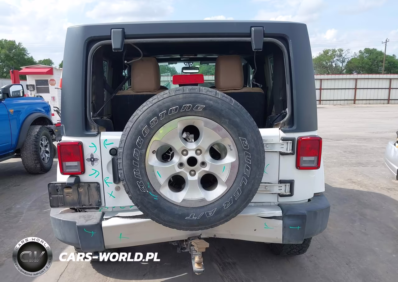 2014 Jeep Wrangler Sahara VIN:1C4AJWBG0EL198101 - 6