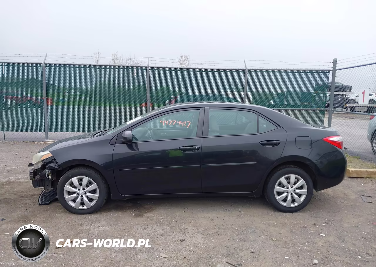 2015 Toyota Corolla Le VIN:2T1BURHE6FC315255 - 15