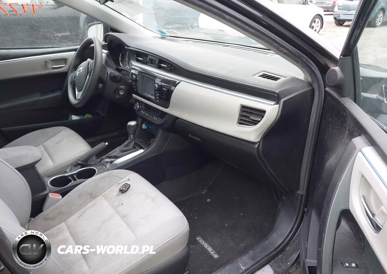 2015 Toyota Corolla Le VIN:2T1BURHE6FC315255 - 5