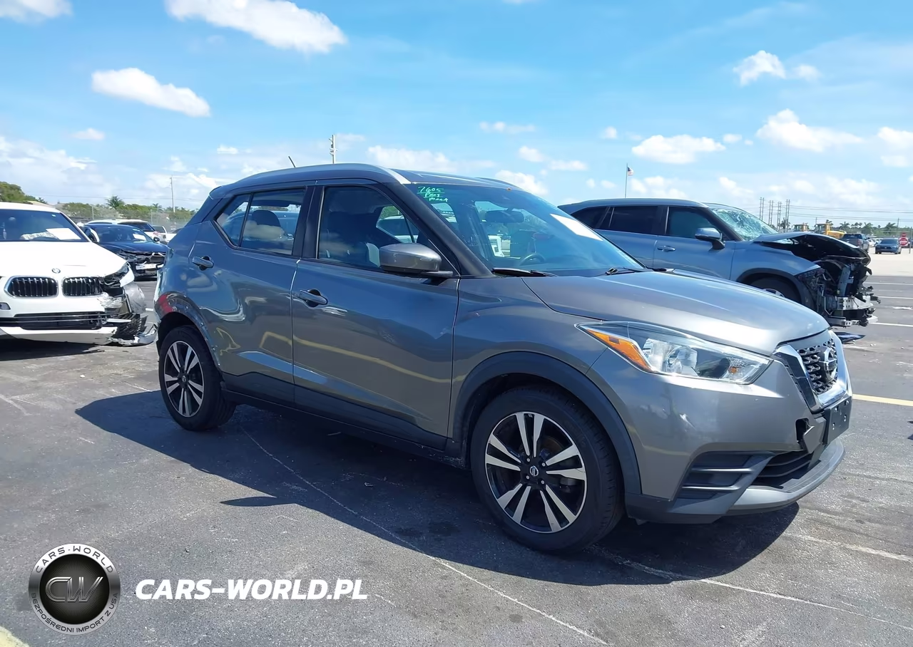 2020 Nissan Kicks Sv Xtronic Cvt