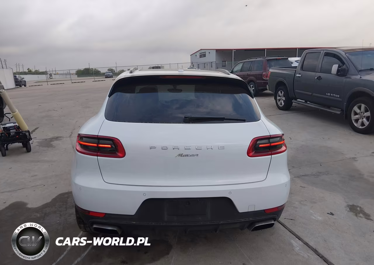 2018 Porsche Macan VIN:WP1AA2A51JLB02574 - 16