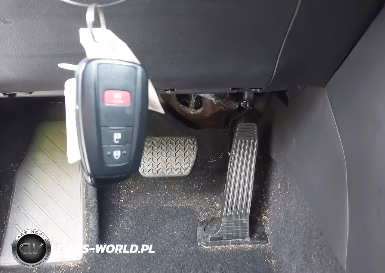 2024 Toyota Rav4 Xle VIN:2T3W1RFV5RC282354 - 11