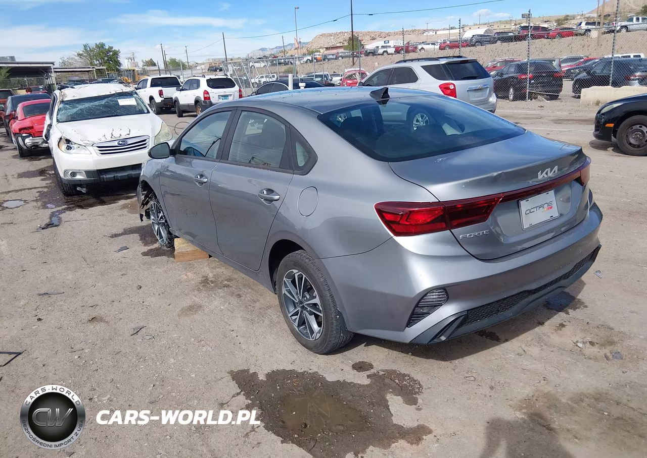 2024 Kia Forte Lxs VIN:3KPF24AD9RE736291 - 3