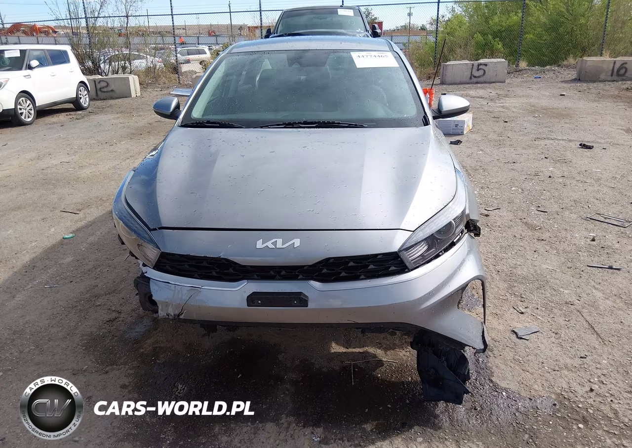 2024 Kia Forte Lxs VIN:3KPF24AD9RE736291 - 6