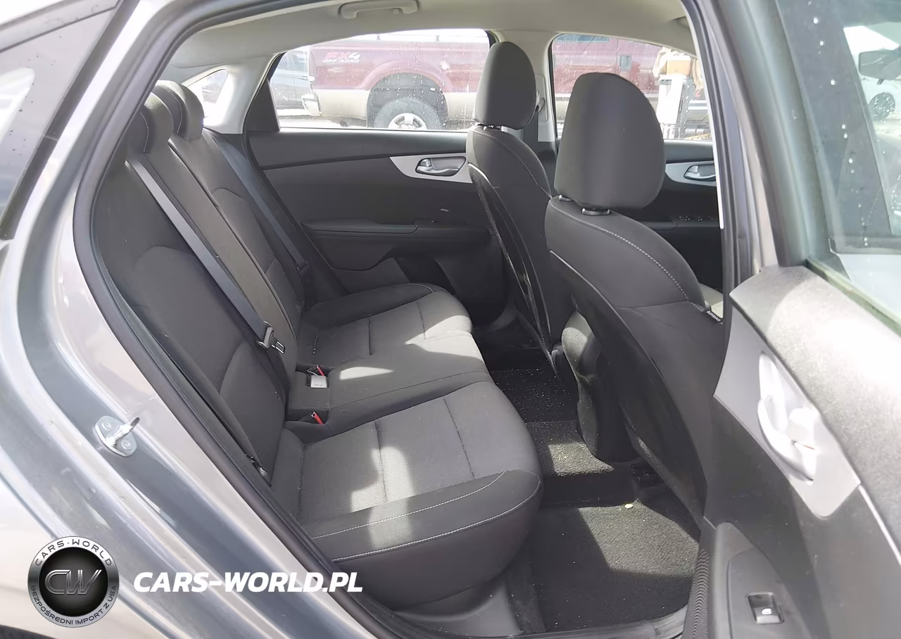 2024 Kia Forte Lxs VIN:3KPF24AD9RE736291 - 8