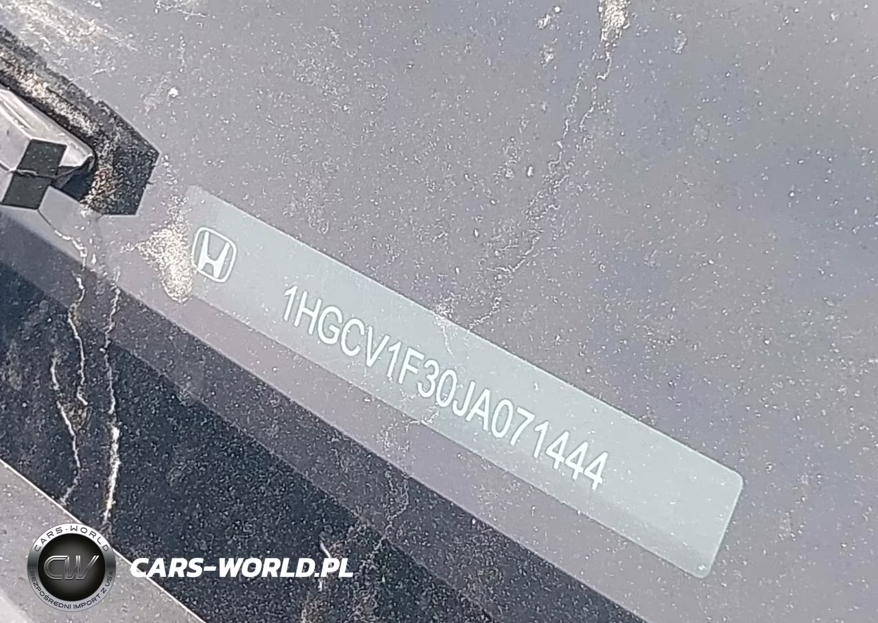 2018 Honda Accord Sport VIN:1HGCV1F30JA071444 - 18