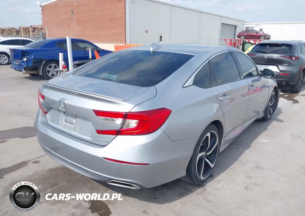 2018 Honda Accord Sport VIN:1HGCV1F30JA071444 - 4