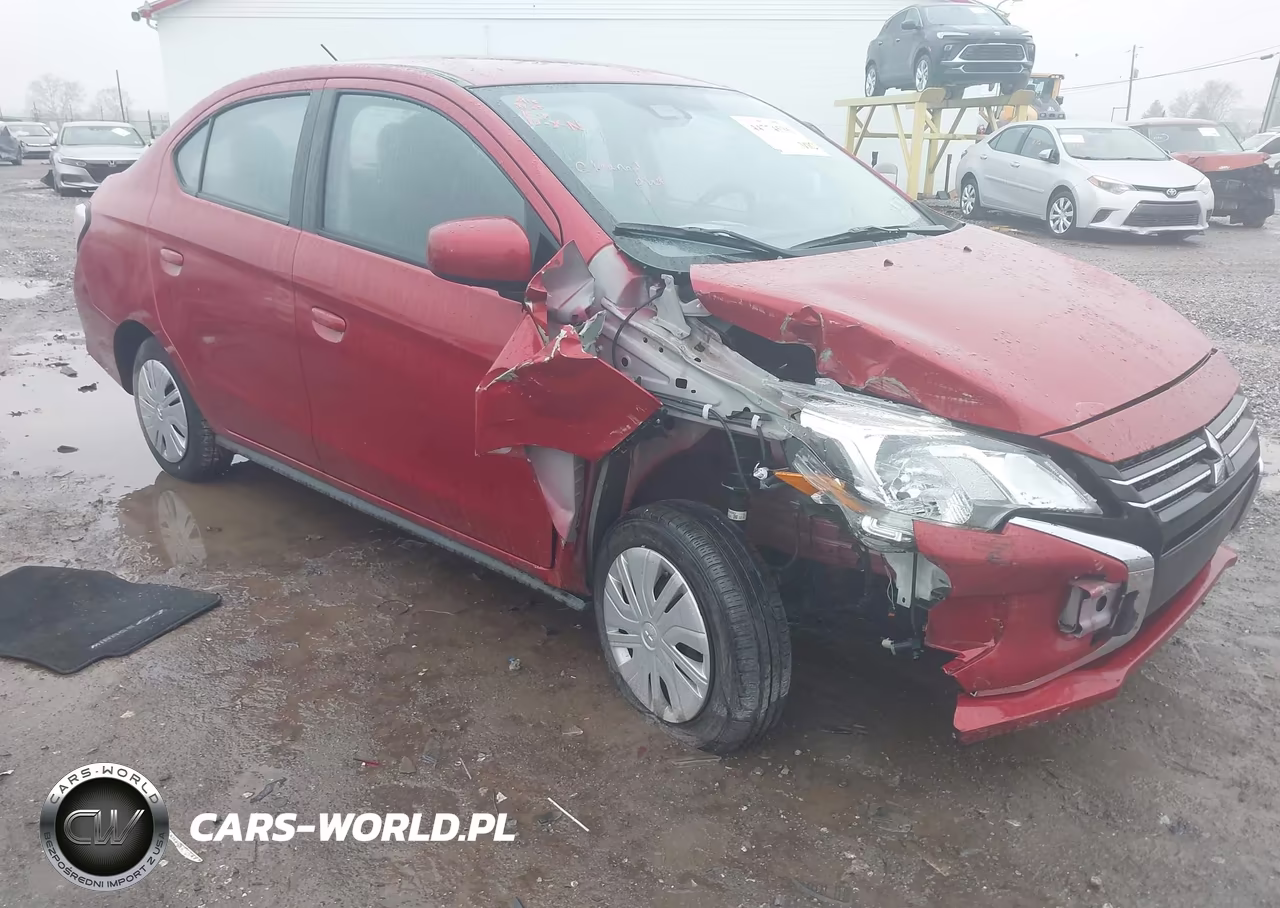 2022 Mitsubishi Mirage G4 Black Edition-Es-Le