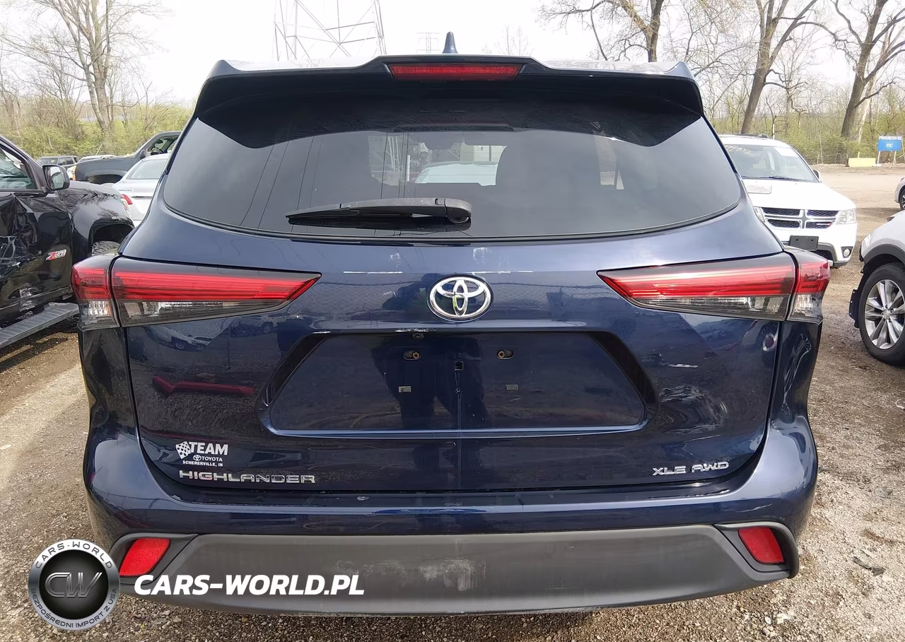 2021 Toyota Highlander Xle VIN:5TDGZRBH8MS076063 - 17