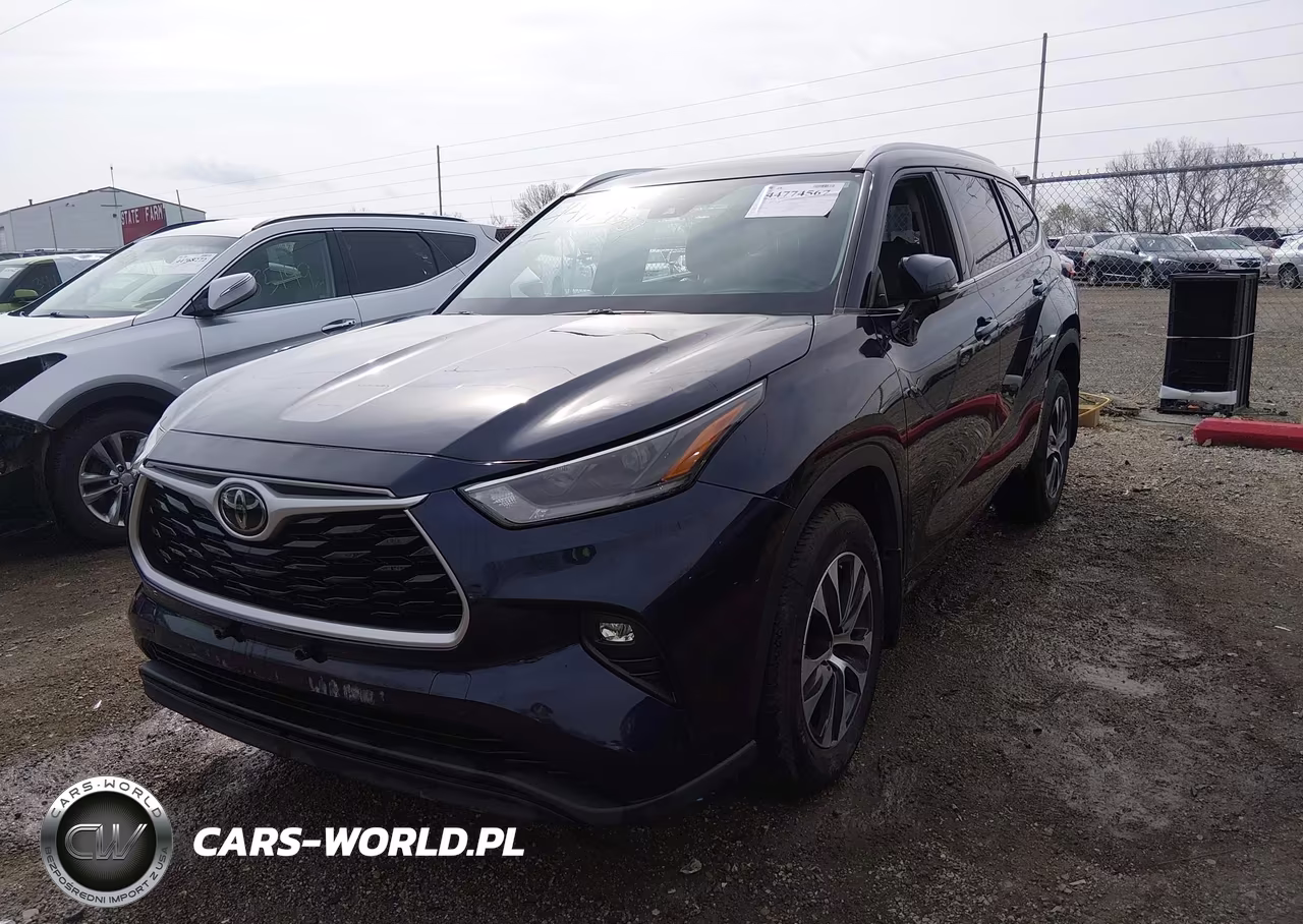 2021 Toyota Highlander Xle VIN:5TDGZRBH8MS076063 - 2