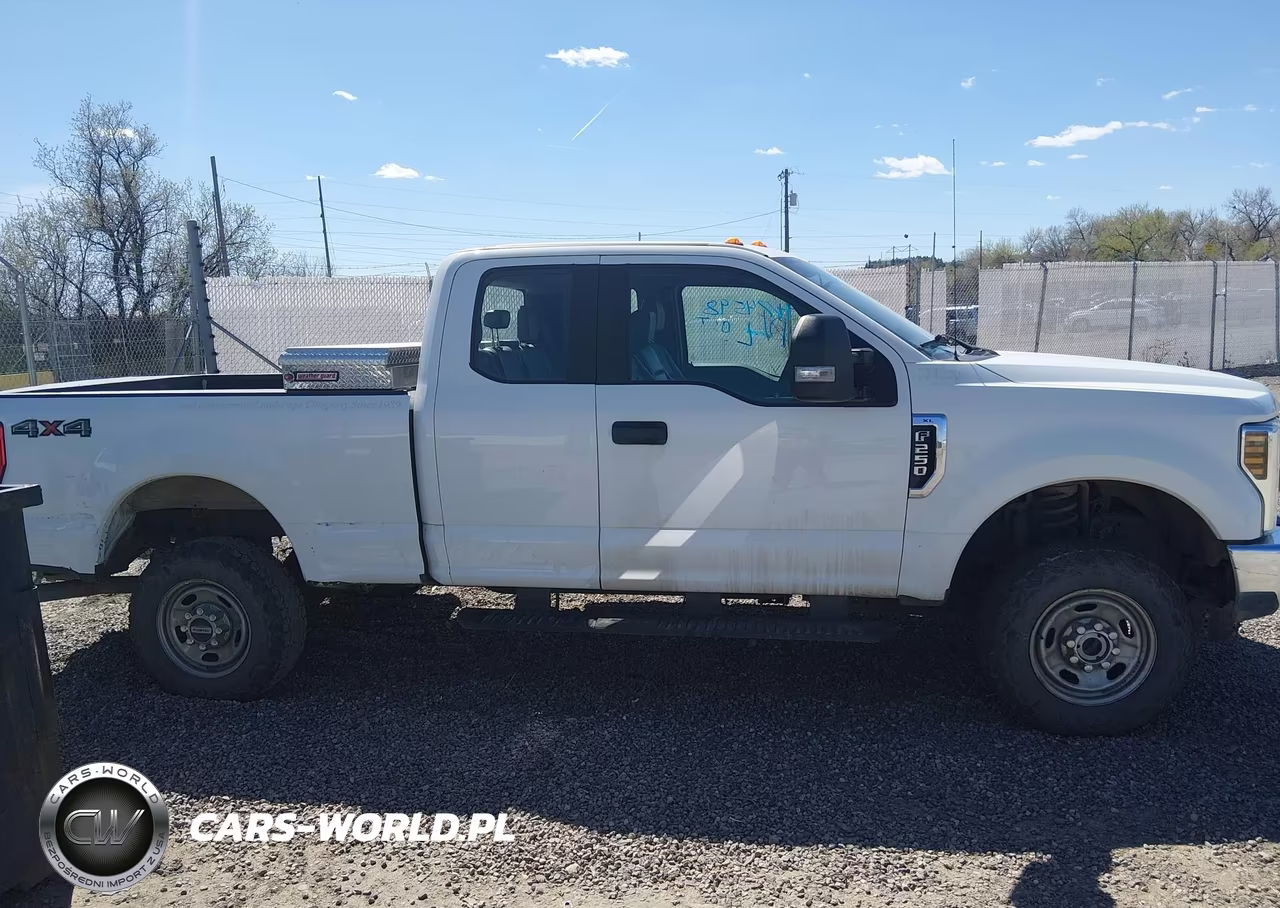 2018 Ford F-250 Xl VIN:1FT7X2B66JEC51696 - 14