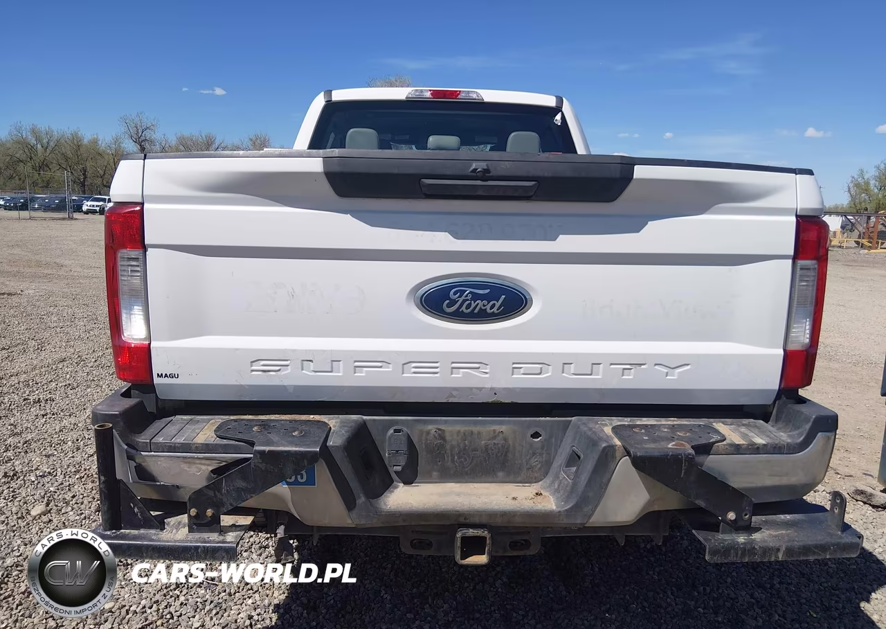 2018 Ford F-250 Xl VIN:1FT7X2B66JEC51696 - 17