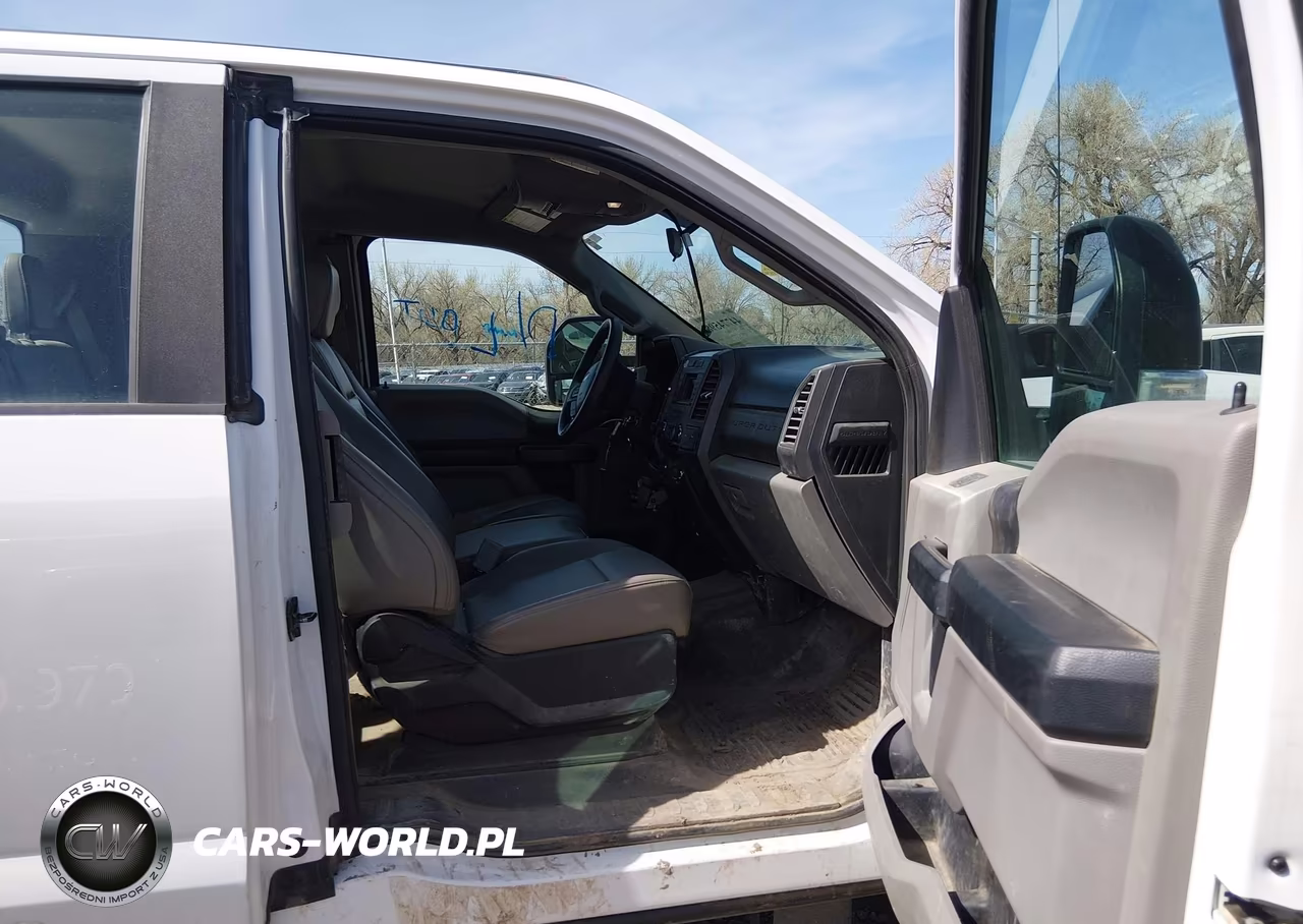 2018 Ford F-250 Xl VIN:1FT7X2B66JEC51696 - 5