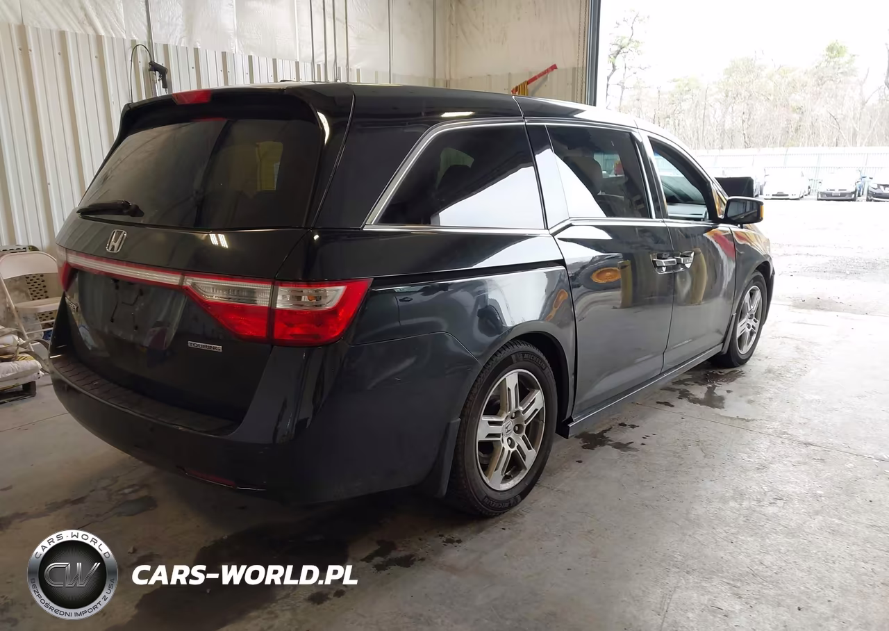2012 Honda Odyssey Touring-Touring Elite VIN:5FNRL5H96CB018846 - 4