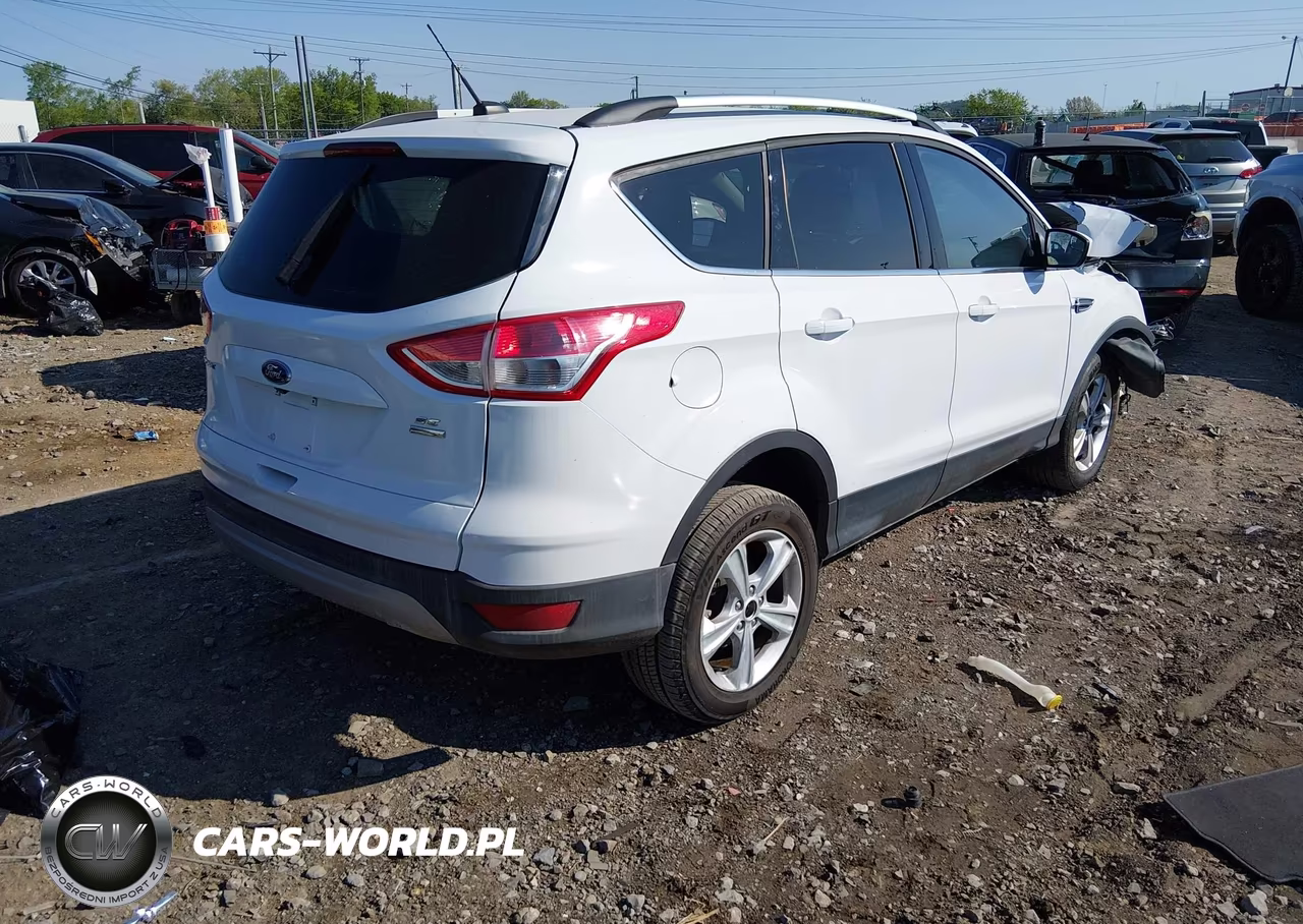 2015 Ford Escape Se VIN:1FMCU9GXXFUB80299 - 4