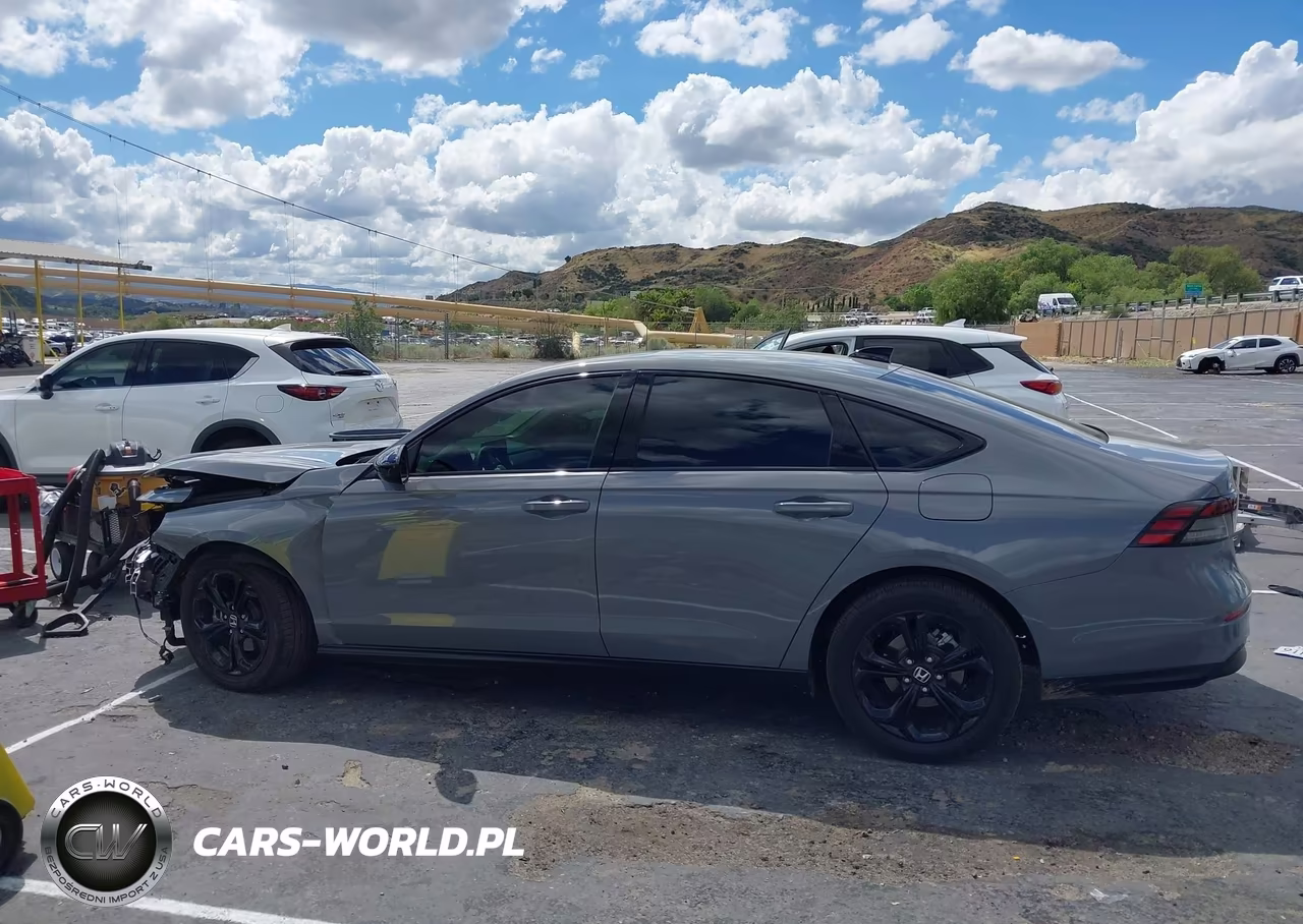 2025 Honda Accord Se VIN:1HGCY1F49SA034376 - 15