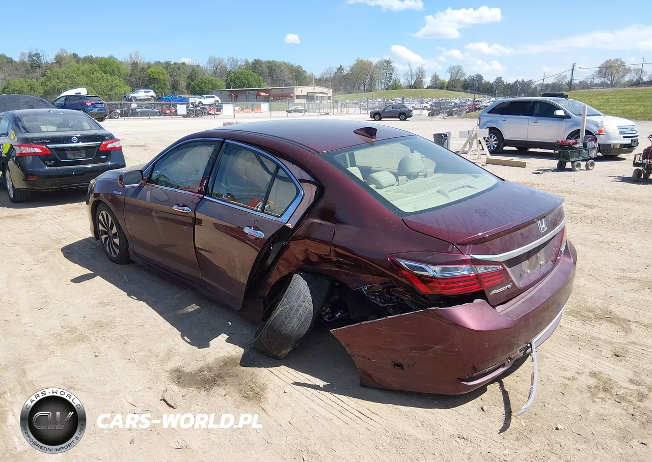 2017 Honda Accord Hybrid Touring VIN:JHMCR6F73HC026160 - 3