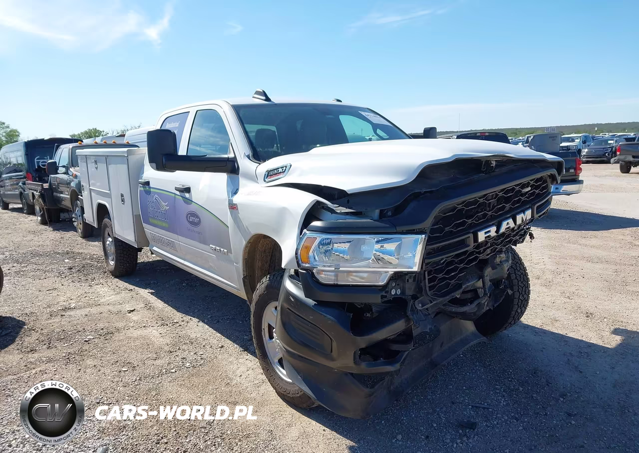 2022 Ram 2500 Tradesman 4X4 8' Box – zdjęcie 1 z 17