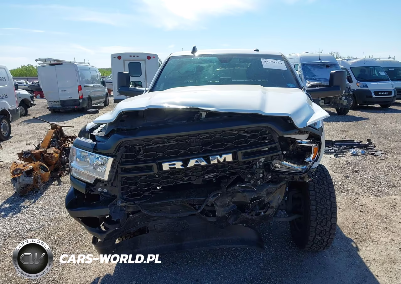 2022 Ram 2500 Tradesman 4X4 8' Box VIN:3C7WR5HJ3NG198010 - 13