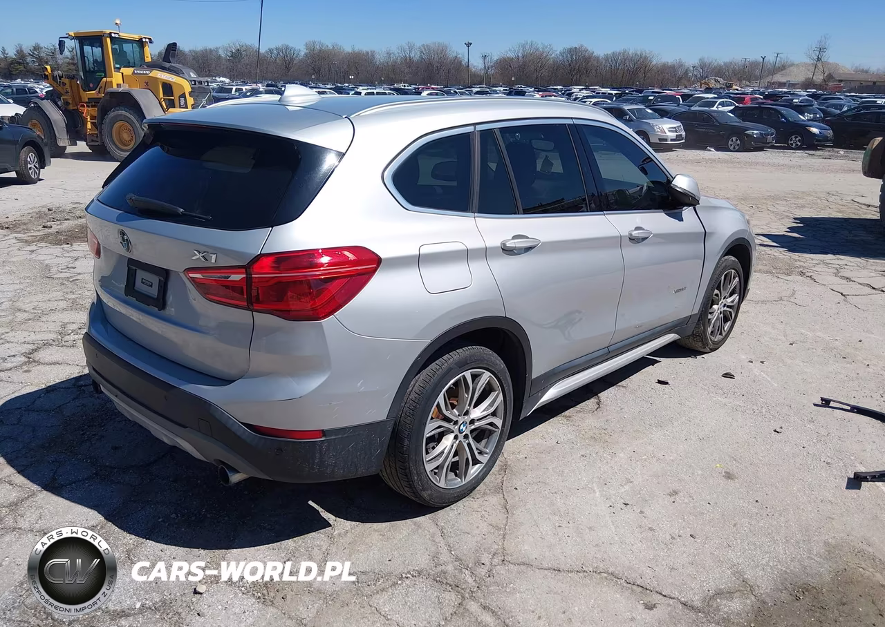 2016 BMW X1 xDrive28I VIN:WBXHT3C3XG5E53823 - 4