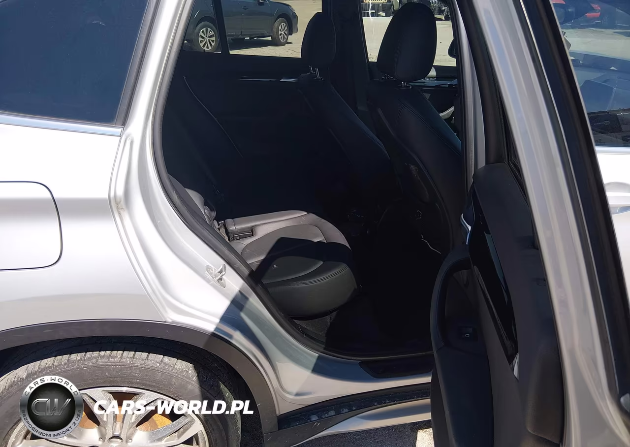 2016 BMW X1 xDrive28I VIN:WBXHT3C3XG5E53823 - 8
