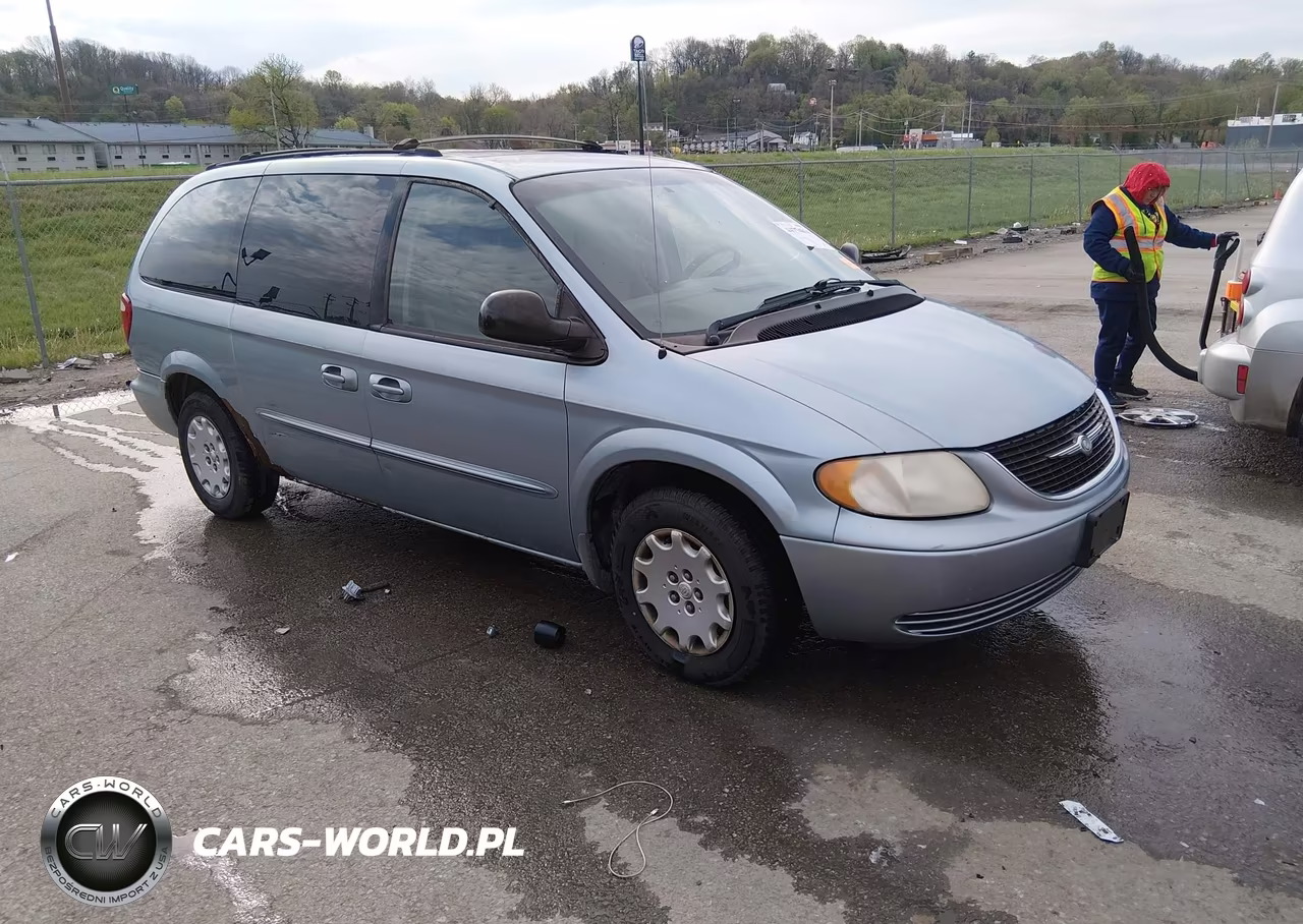 2003 Chrysler Town & Country
