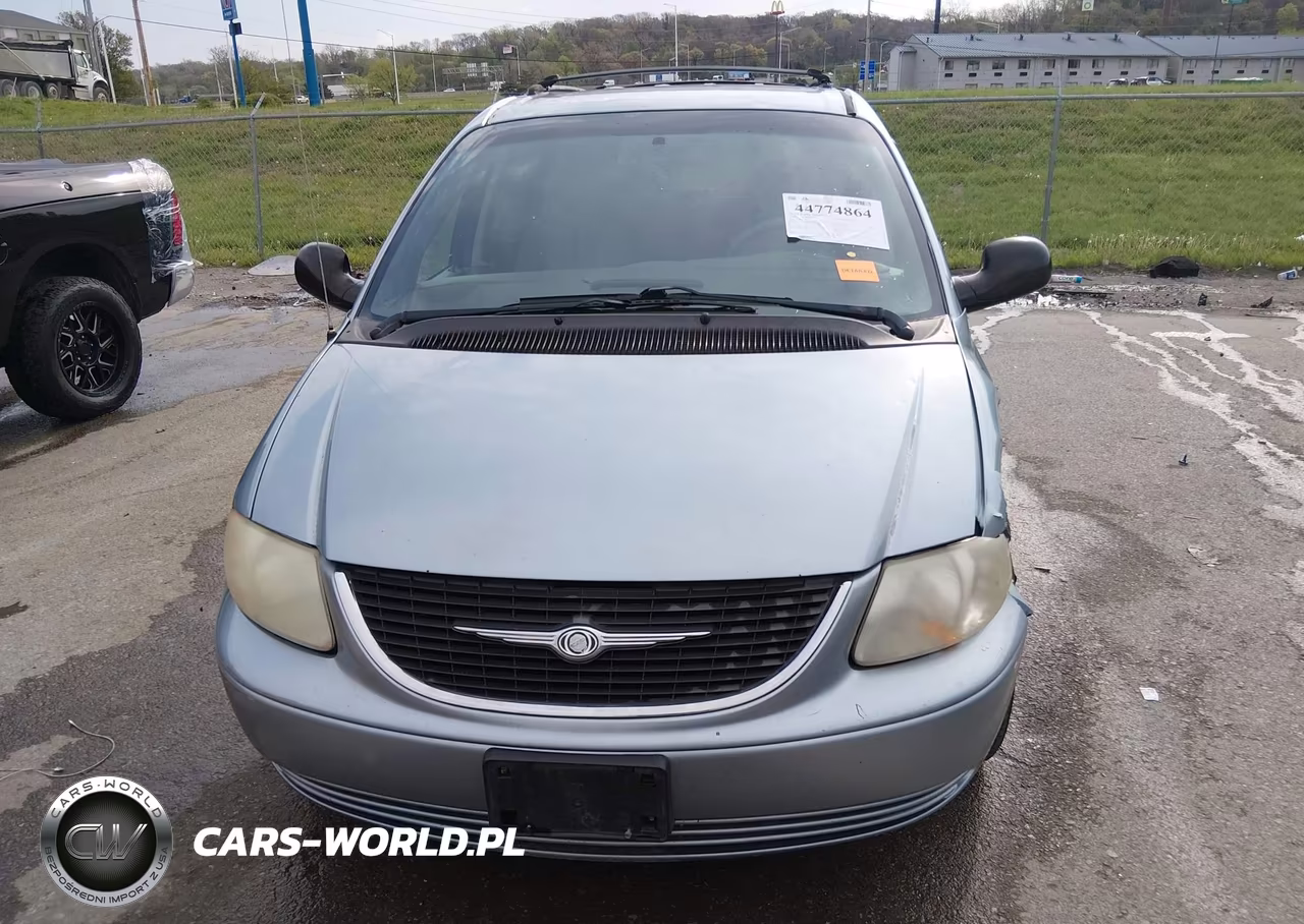 2003 Chrysler Town & Country VIN:2C4GP24R93R304632 - 12