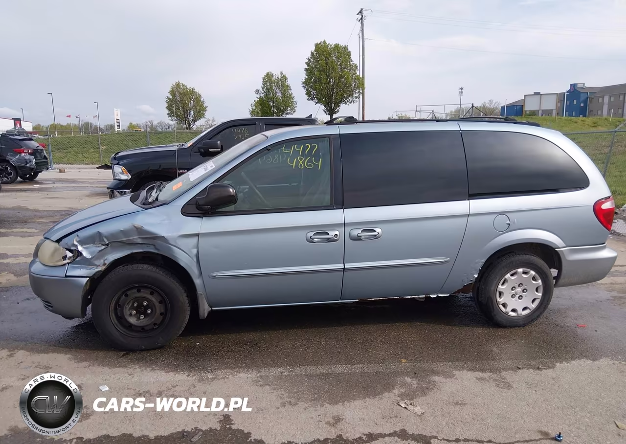 2003 Chrysler Town & Country VIN:2C4GP24R93R304632 - 6