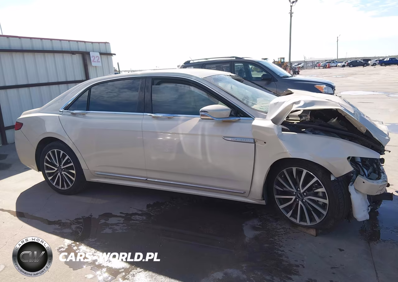 2018 Lincoln Continental Select VIN:1LN6L9SK6J5615091 - 13