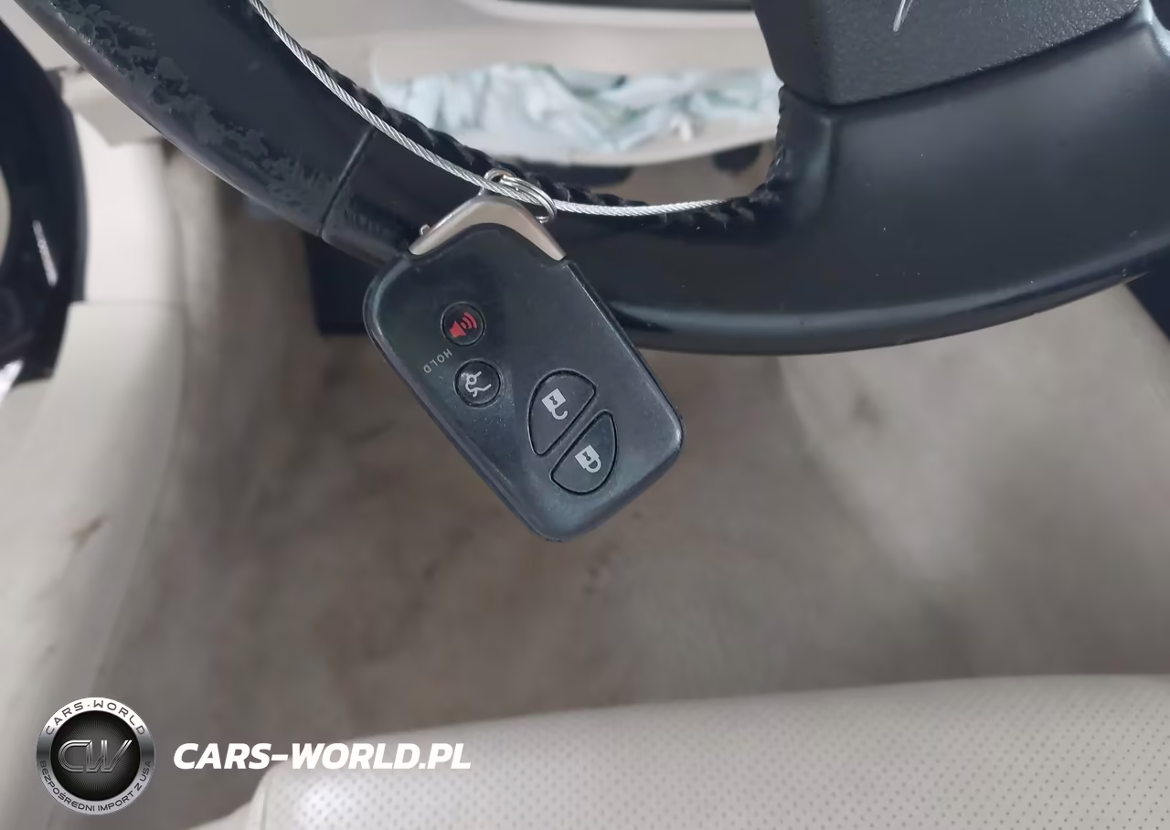 2010 Lexus Is 350C VIN:JTHFE2C28A2504840 - 11
