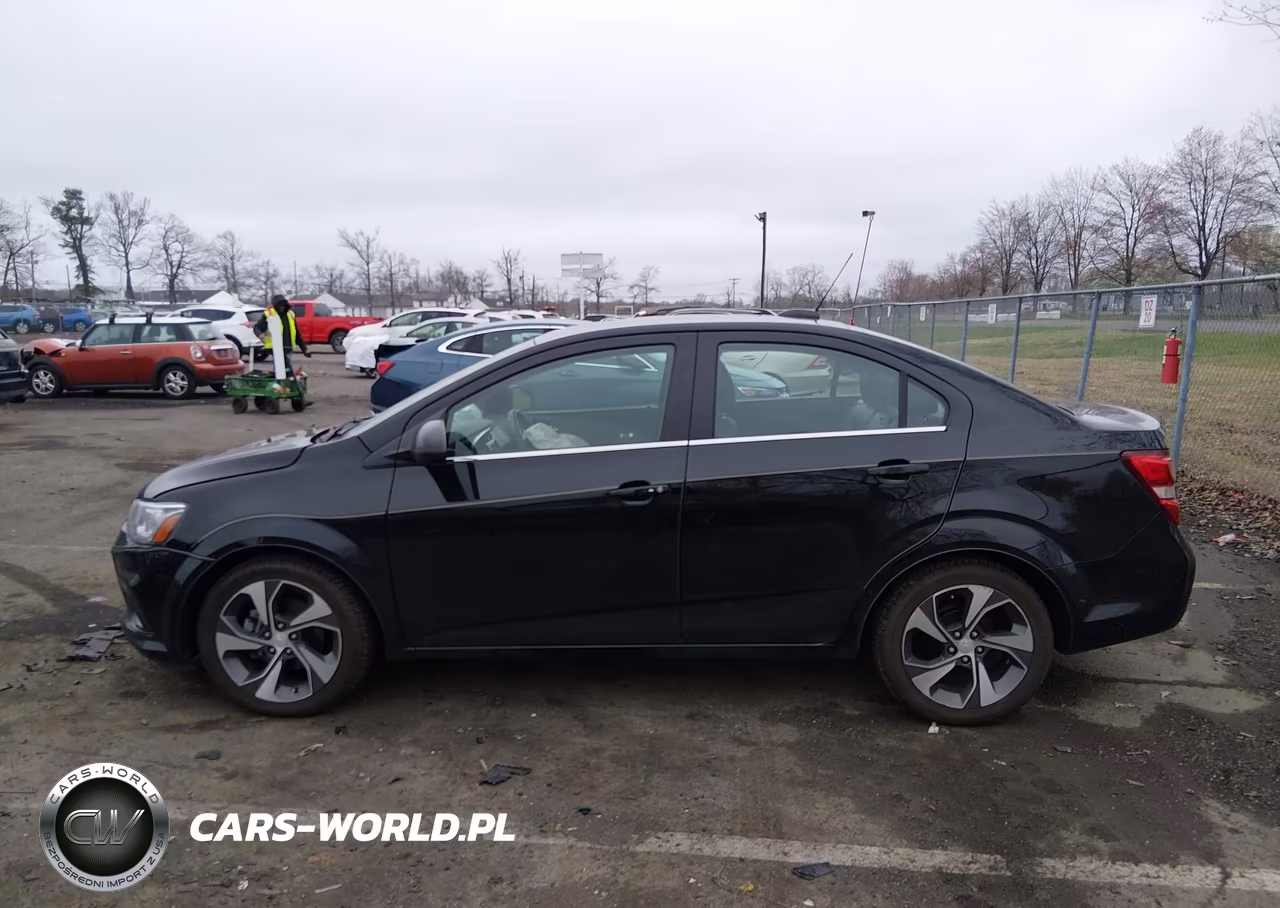 2020 Chevrolet Sonic Fwd Premier VIN:1G1JF5SB8L4118222 - 14