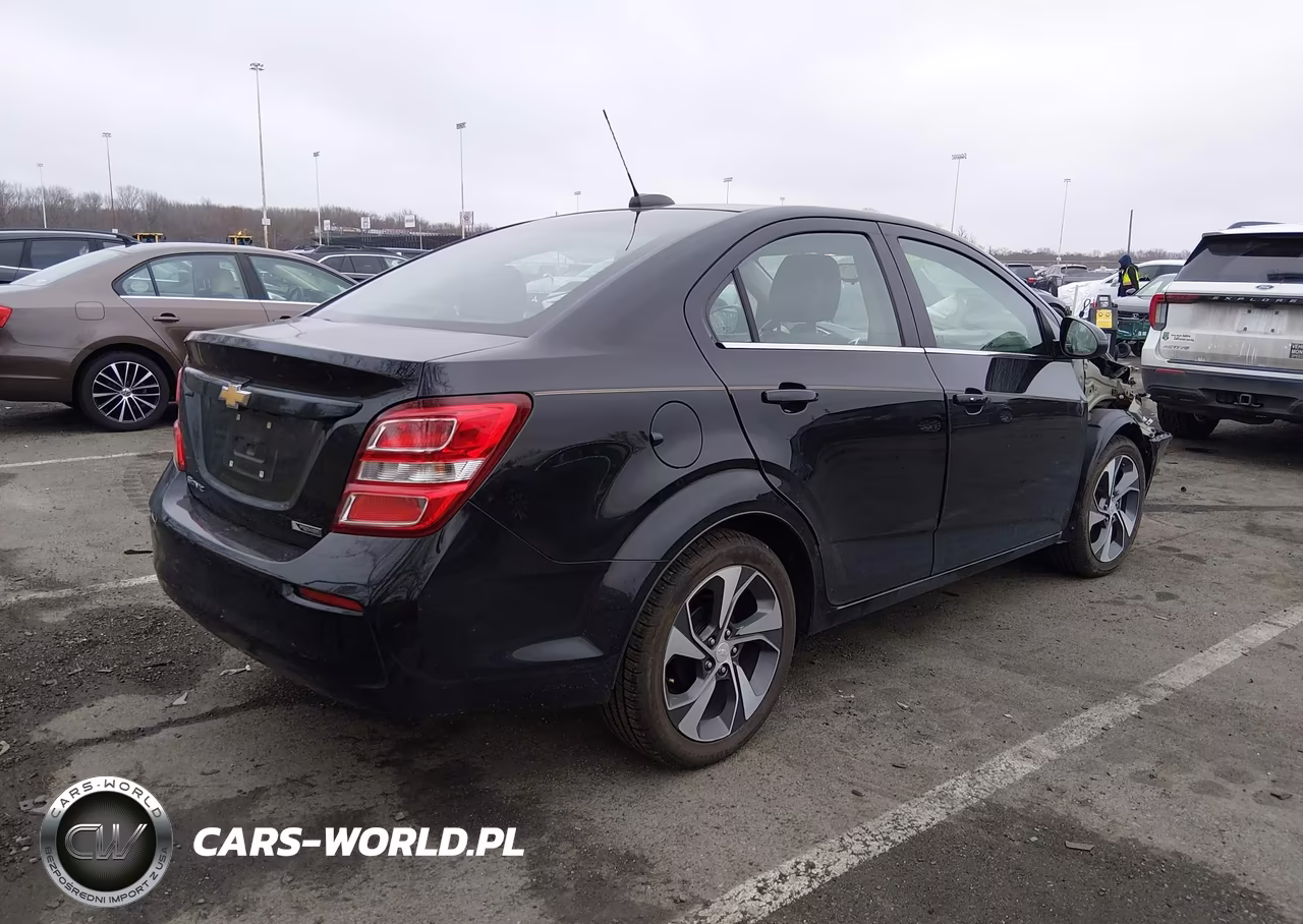 2020 Chevrolet Sonic Fwd Premier VIN:1G1JF5SB8L4118222 - 4