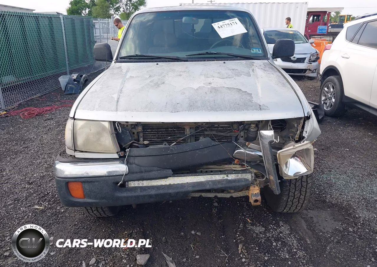 2000 Toyota Tacoma Base V6 VIN:4TAWN72N9YZ580655 - 6