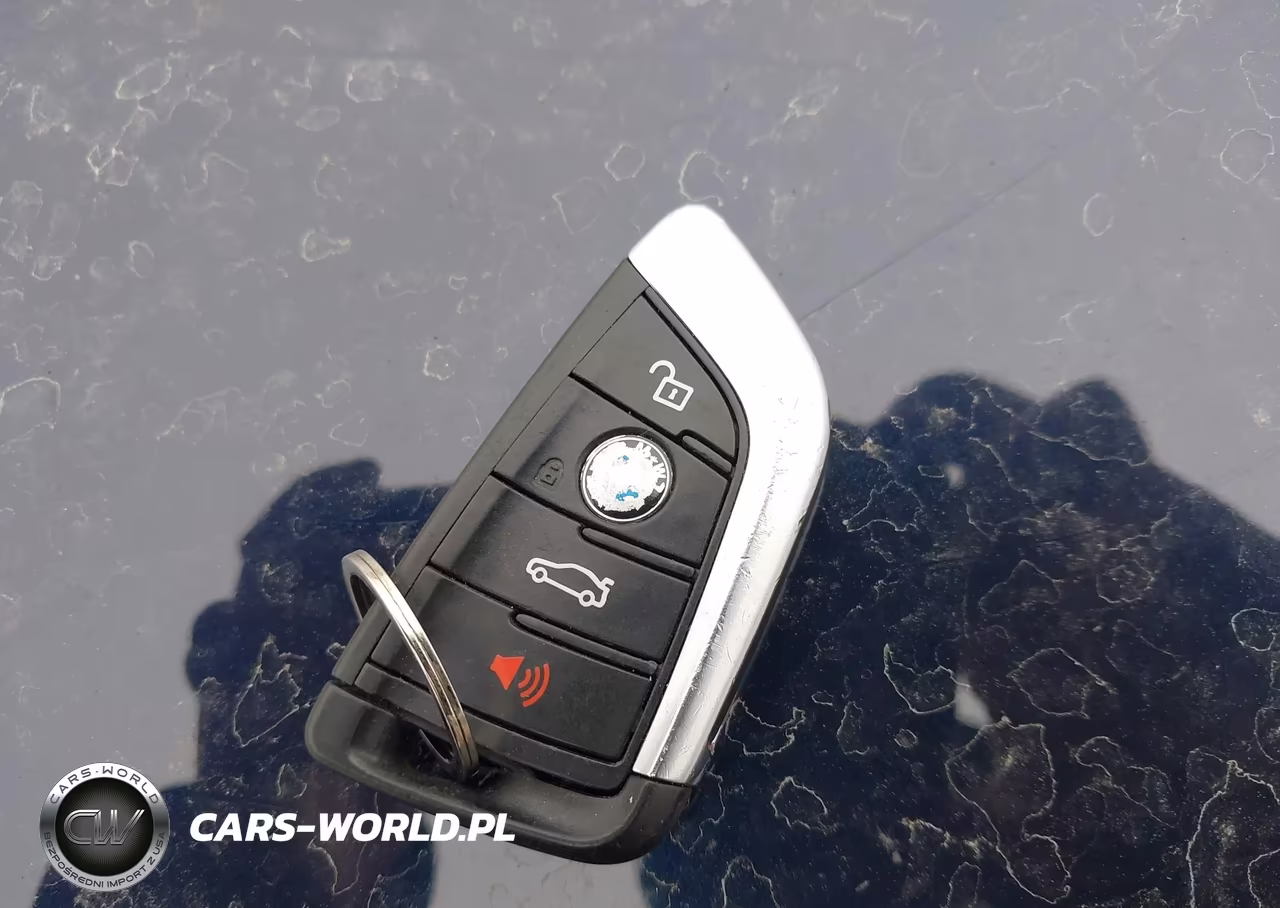 2021 BMW 530I xDrive VIN:WBA13BJ0XMCG12376 - 11