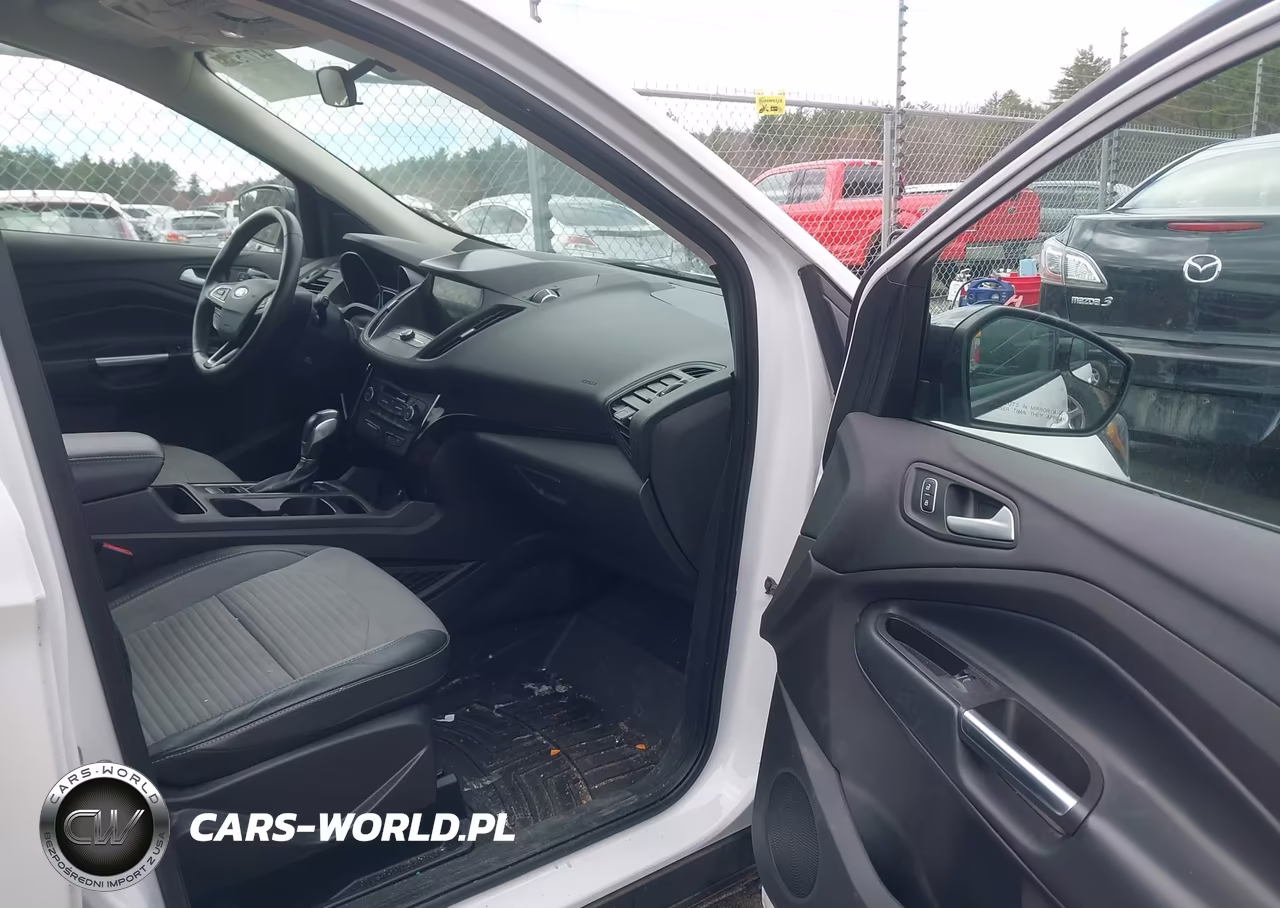 2019 Ford Escape Se VIN:1FMCU9GD3KUA84871 - 5