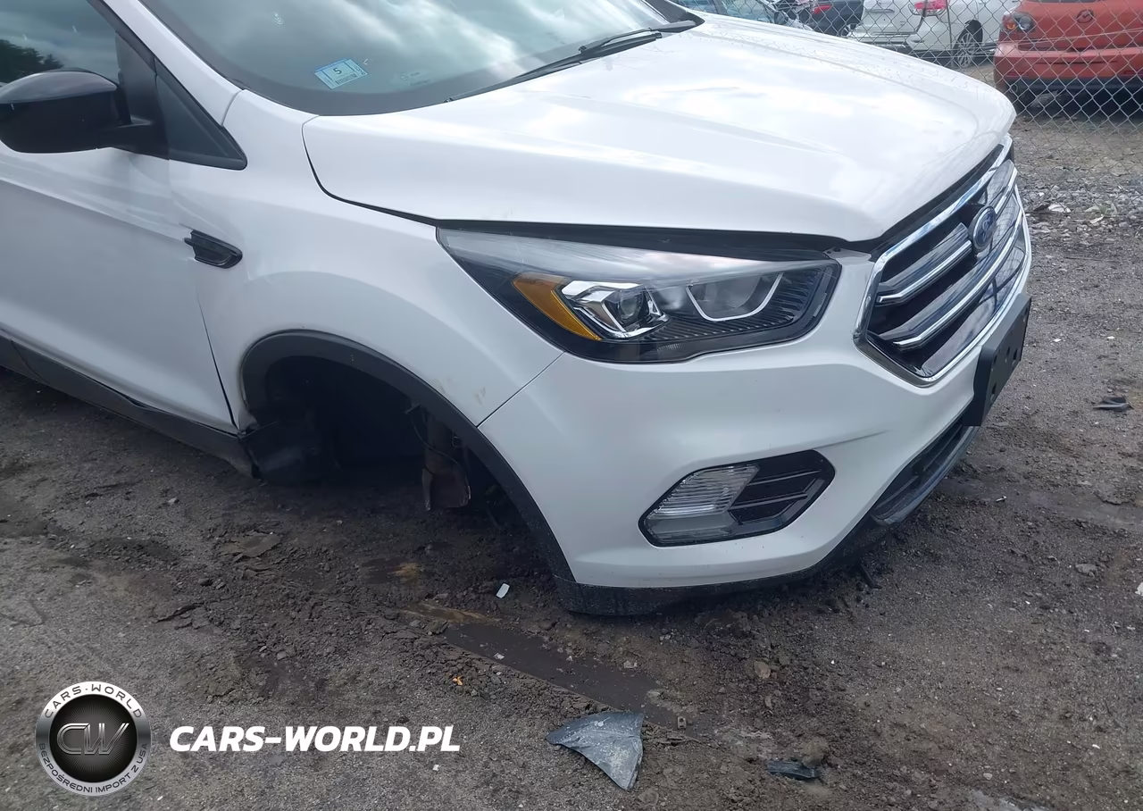 2019 Ford Escape Se VIN:1FMCU9GD3KUA84871 - 6