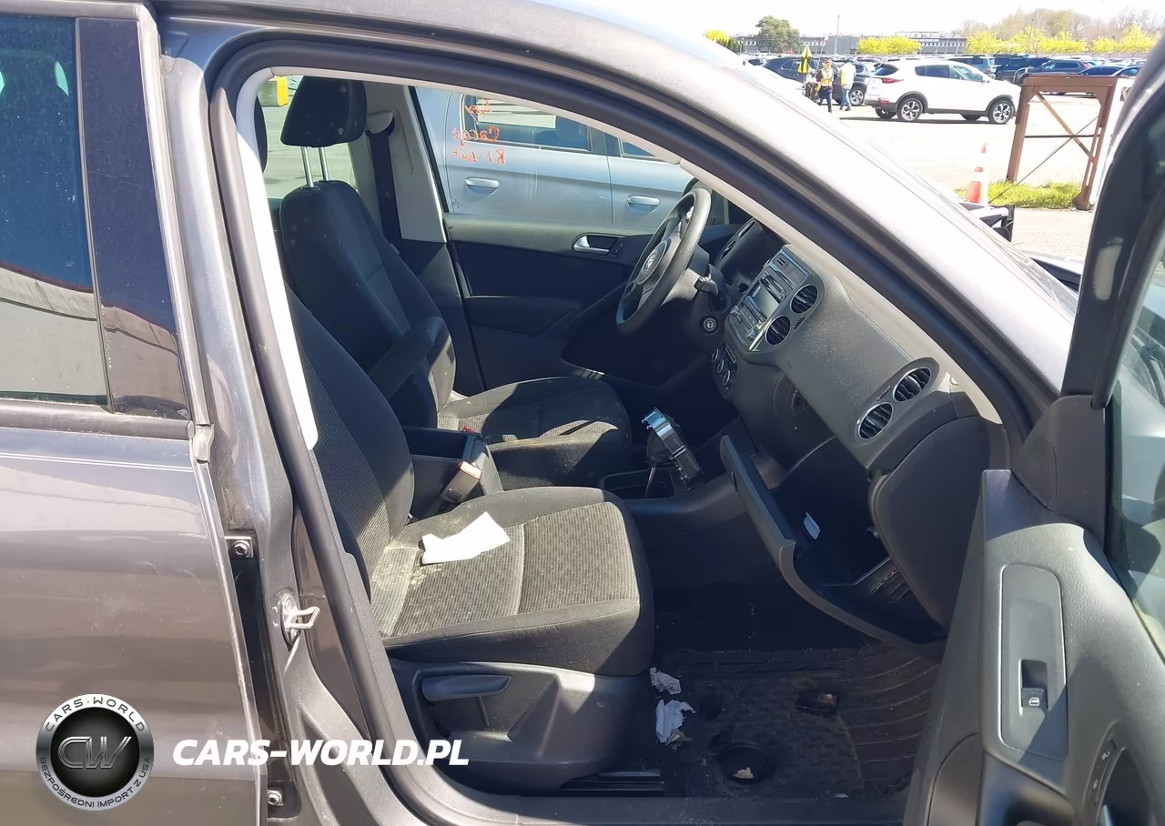 2012 Volkswagen Tiguan S VIN:WVGBV7AX9CW090230 - 5