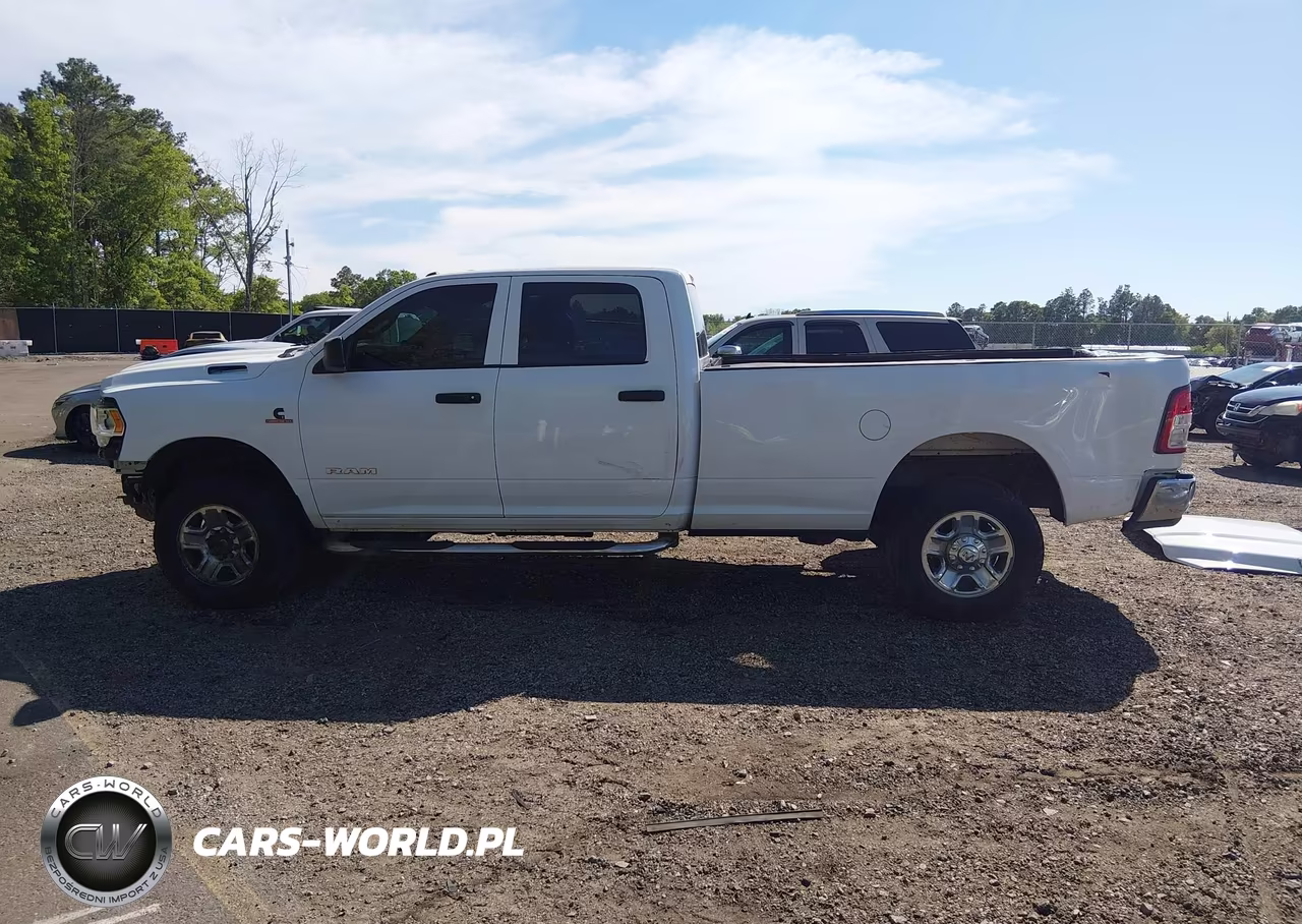 2020 Ram 2500 Tradesman 4X4 8' Box VIN:3C6UR5HL3LG162747 - 15