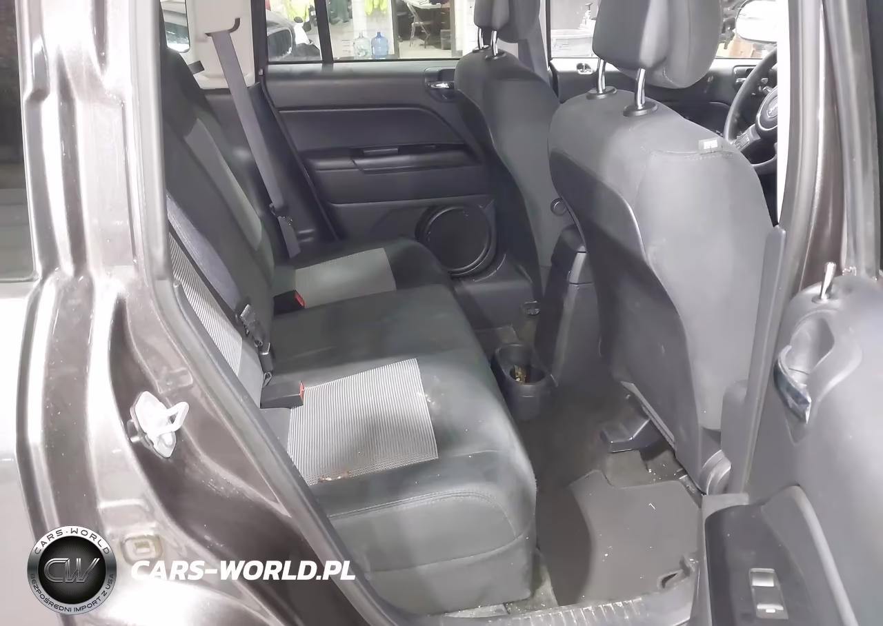 2015 Jeep Compass Sport VIN:1C4NJDBB4FD423738 - 8