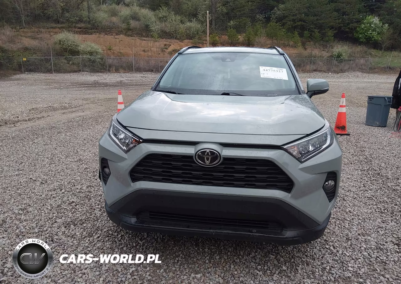 2021 Toyota Rav4 Xle VIN:2T3P1RFV5MW153283 - 13