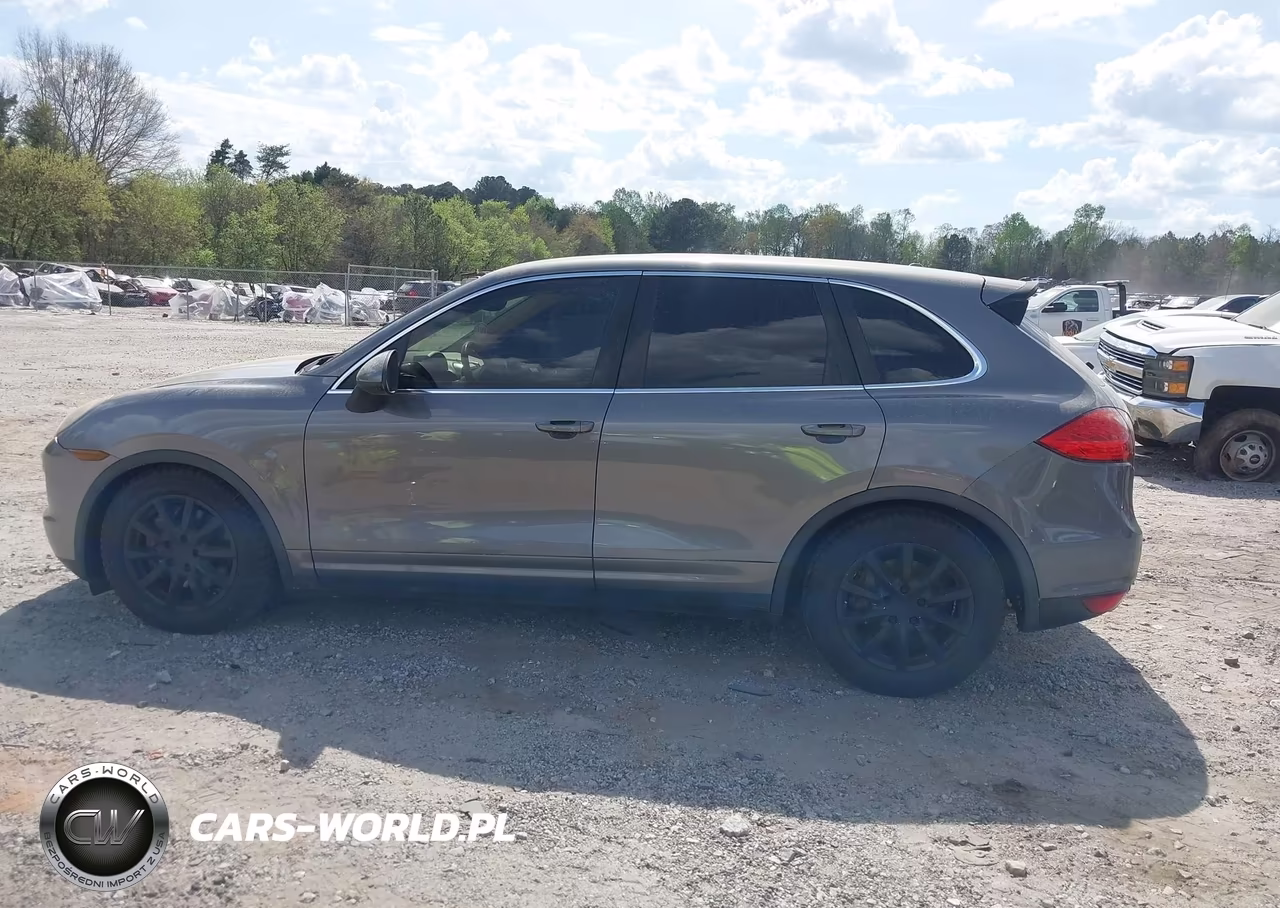 2013 Porsche Cayenne VIN:WP1AA2A21DLA00038 - 14