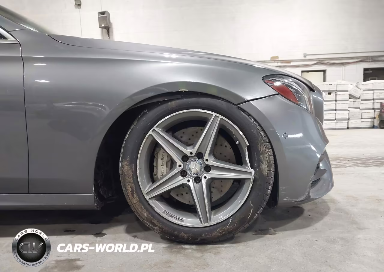 2017 Mercedes-Benz E 300 4Matic VIN:WDDZF4KB1HA060442 - 18