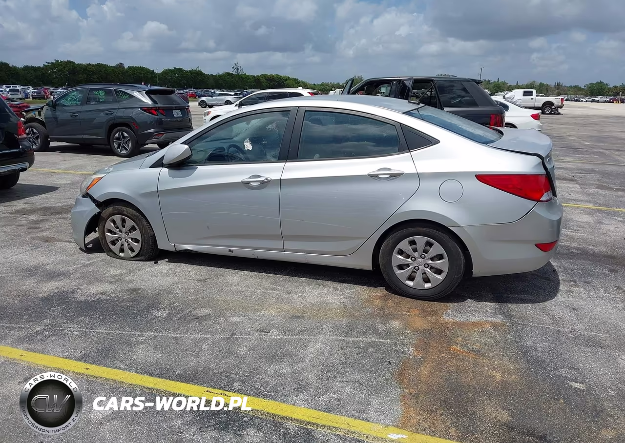 2015 Hyundai Accent Gls VIN:KMHCT4AE3FU833231 - 15