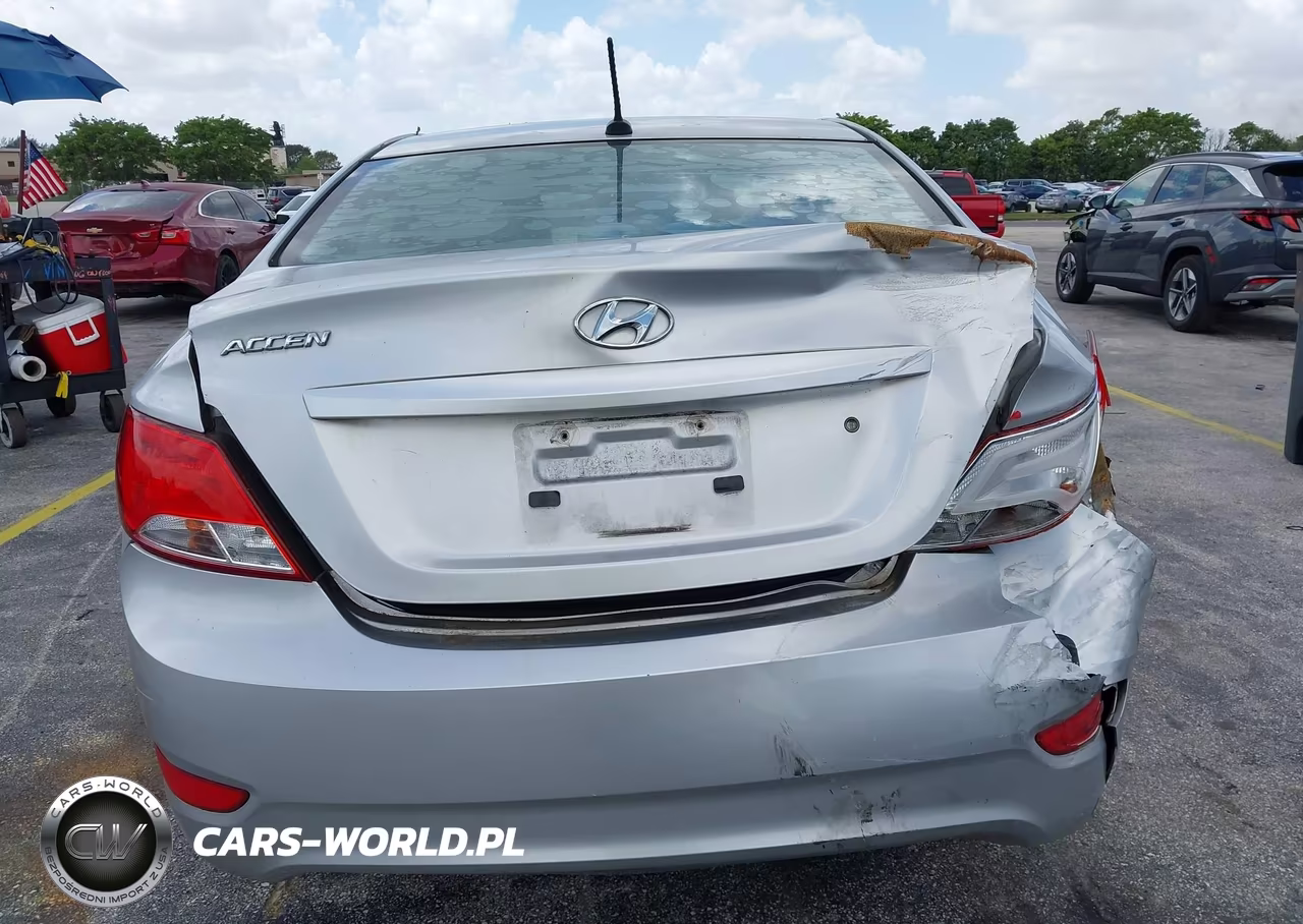 2015 Hyundai Accent Gls VIN:KMHCT4AE3FU833231 - 17