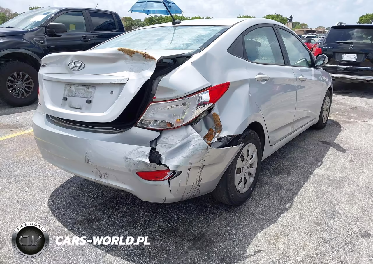 2015 Hyundai Accent Gls VIN:KMHCT4AE3FU833231 - 6