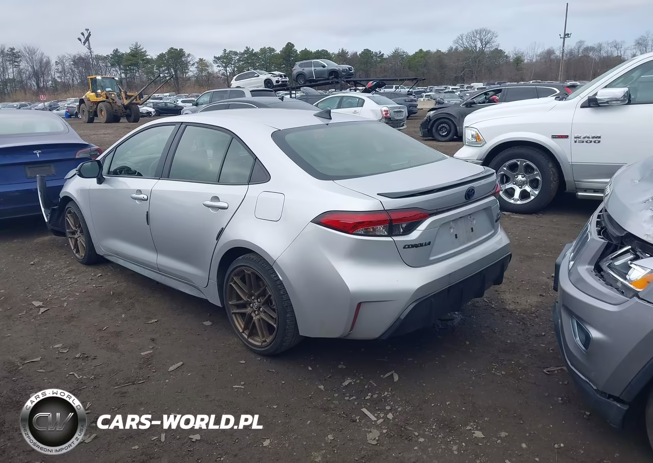 2024 Toyota Corolla Hybrid Nightshade Edition VIN:JTDBDMHE5R3009051 - 3